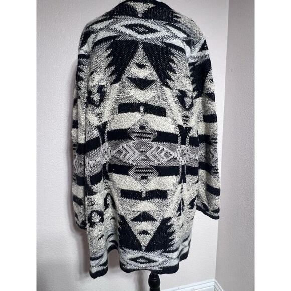 J.Jill Sweaters - J.Jill Sz M Women’s Aztec cardigan Black White Soft Cashmere Wool Cotton Blend